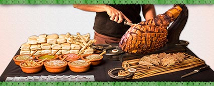 pernil servido en mesa